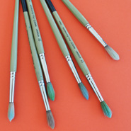 Round Brushes / The Art Studio's Favorite Materials / The Eric Carle Museum Studio 